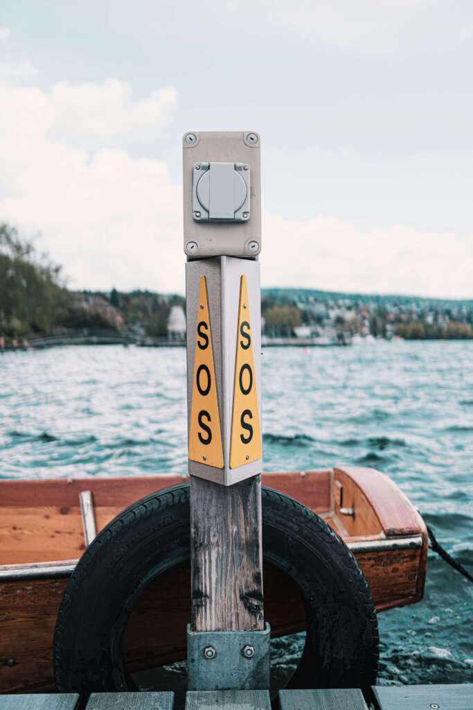 How SOS Skipper Works